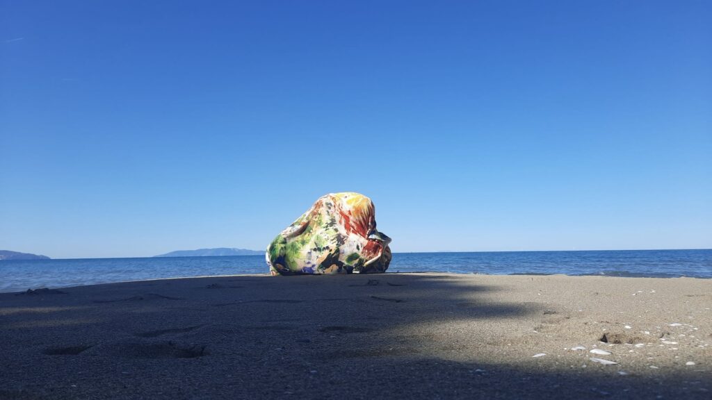 "To be in need of color", 2024, PerformanceOFFice Costa d`Argento/I, Foto: A. Distefano